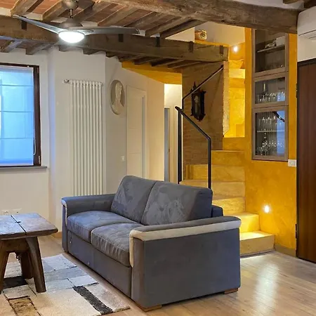 La Vecchia Casa Di Moda Holiday home Cortona