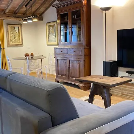 Hébergement de vacances La Vecchia Casa Di Moda Cortone
