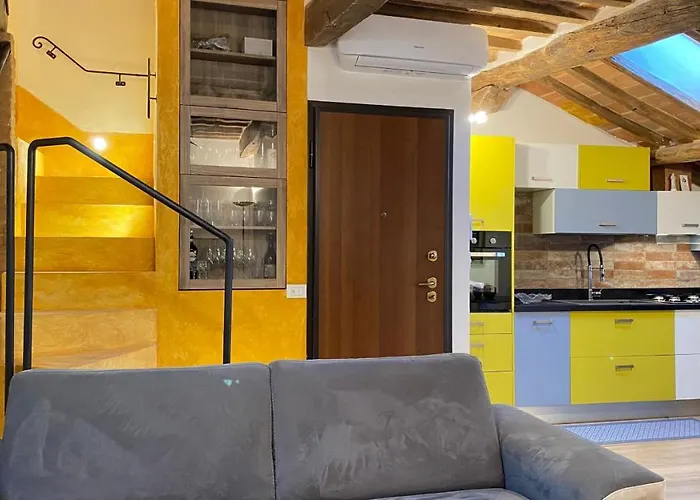 La Vecchia Casa Di Moda Holiday home *