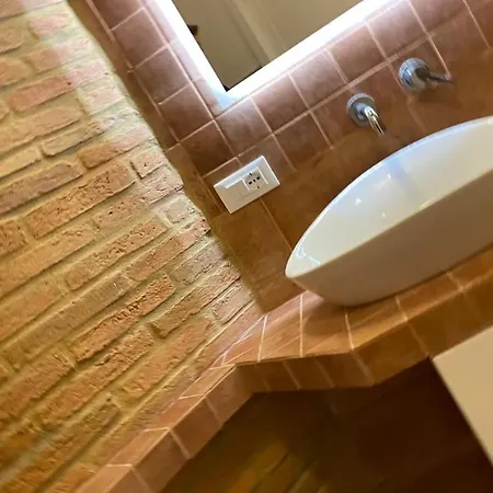 La Vecchia Casa Di Moda Tatil Evi Cortona